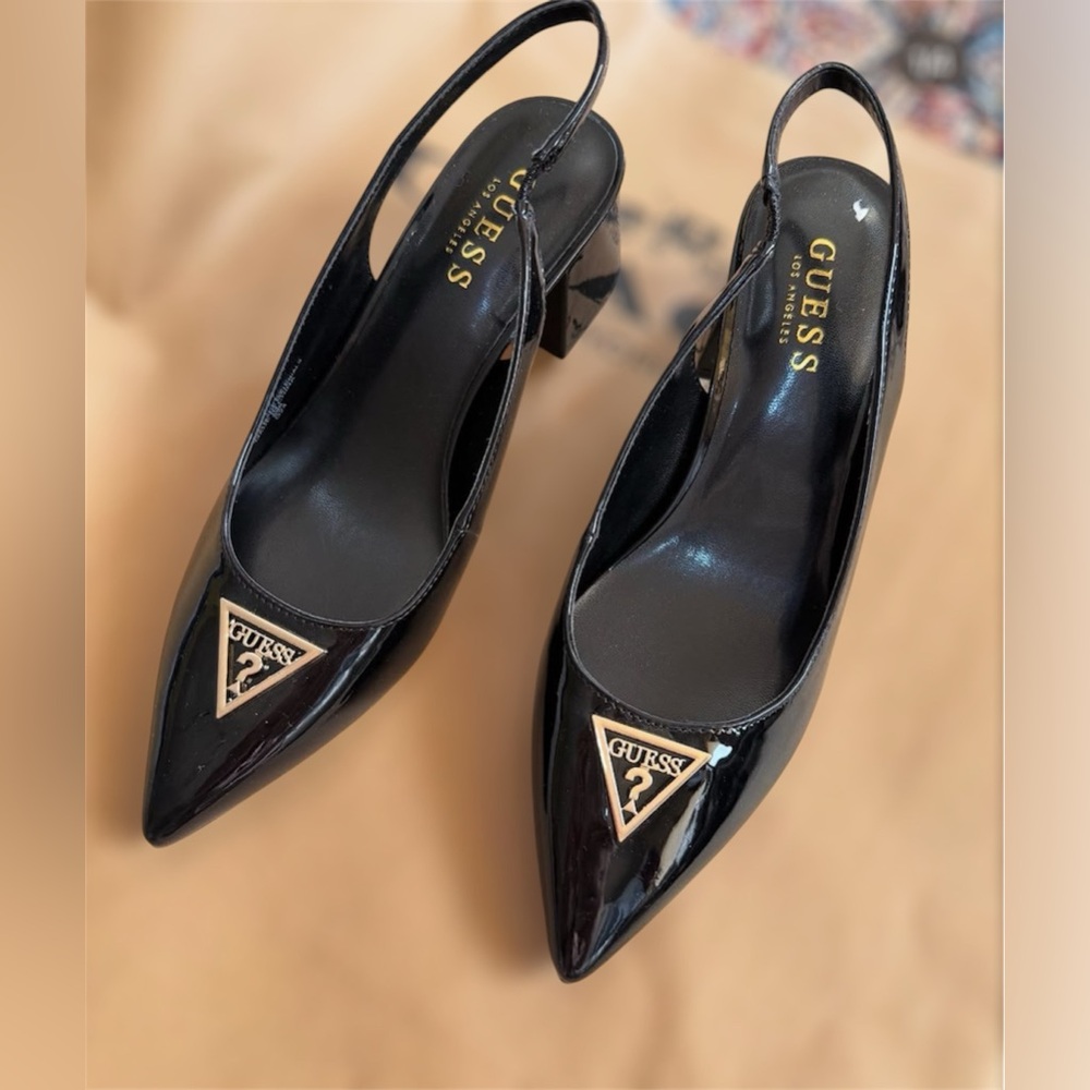 GUESS Black Patent Leather Slingback Block Heels 8.5 – Pointed Toe, Logo Detail